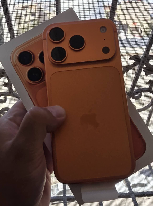 ايفون 17 برو 0 شحنة