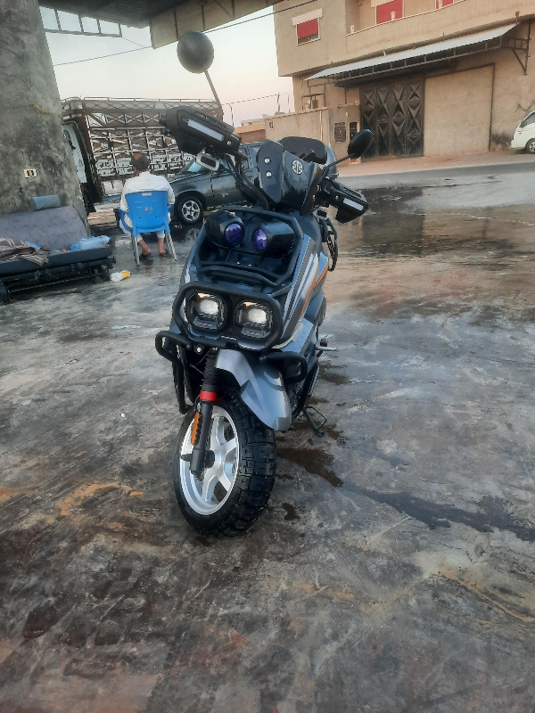 دراجة نارية مستعملة 180 CC فضي رمادي 2026 في حلب