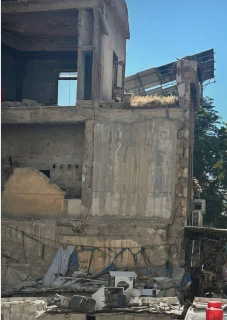 للبيع