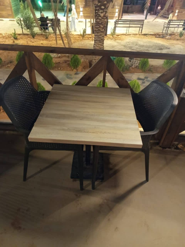 طاولة مطعم 80ب80