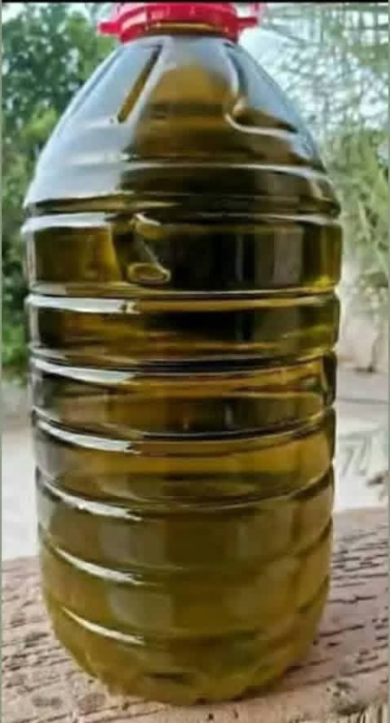 زيت جبل الشيخ الاصلي .. مكفول طعمه لون ورائحه