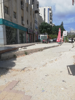 صالة تجارية طابو نظامي 2400 للبيع في اللاذقية