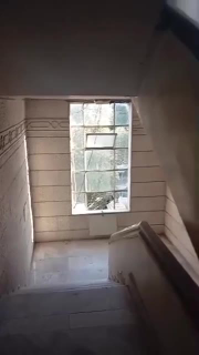 للبيع شقة في منطقة المزرعة، 240 متر، 6 غرف وموزع، بسعر 600 ألف $