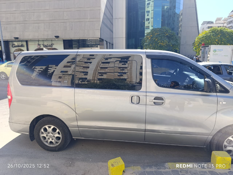فان هيونداي H1 سياحي 2012 للبيع بسعر 17,500$