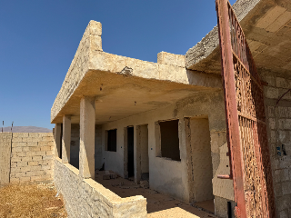 مزرعة عالعضم 6 دنم للبيع على طريق بيت جن  بريف دمشق بسعر 370,000$