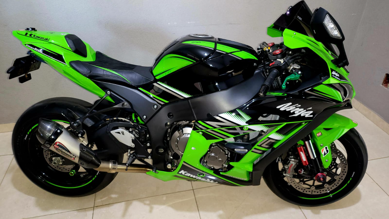 للبيع كاواساكي نينجا ZX-10R 2017 في حمص بسعر 17,000$