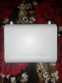 راوتر ZTE ZXHN H267A مستعمل بحالة ممتازة للبيع