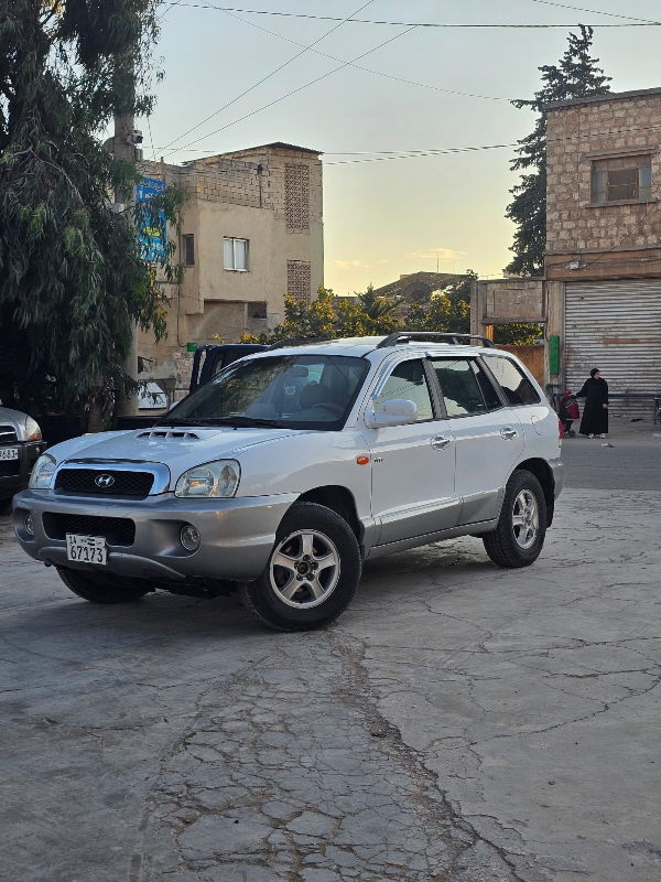 هيونداي سانتا في 2001 للبيع بسعر 8500$