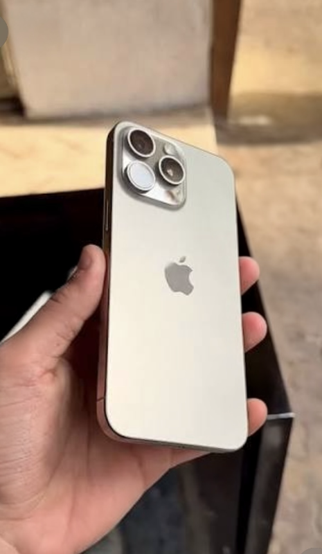 ايفون 15 برو ماكس