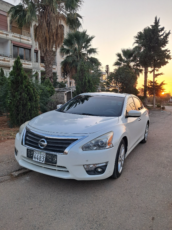 نيسان ألتيما 2013 أوتوماتيك للإيجار 30$ فقط