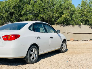 سيارة مكيفة بجاهزية تامة للطلبات داخل مدينة منبج وخارجها